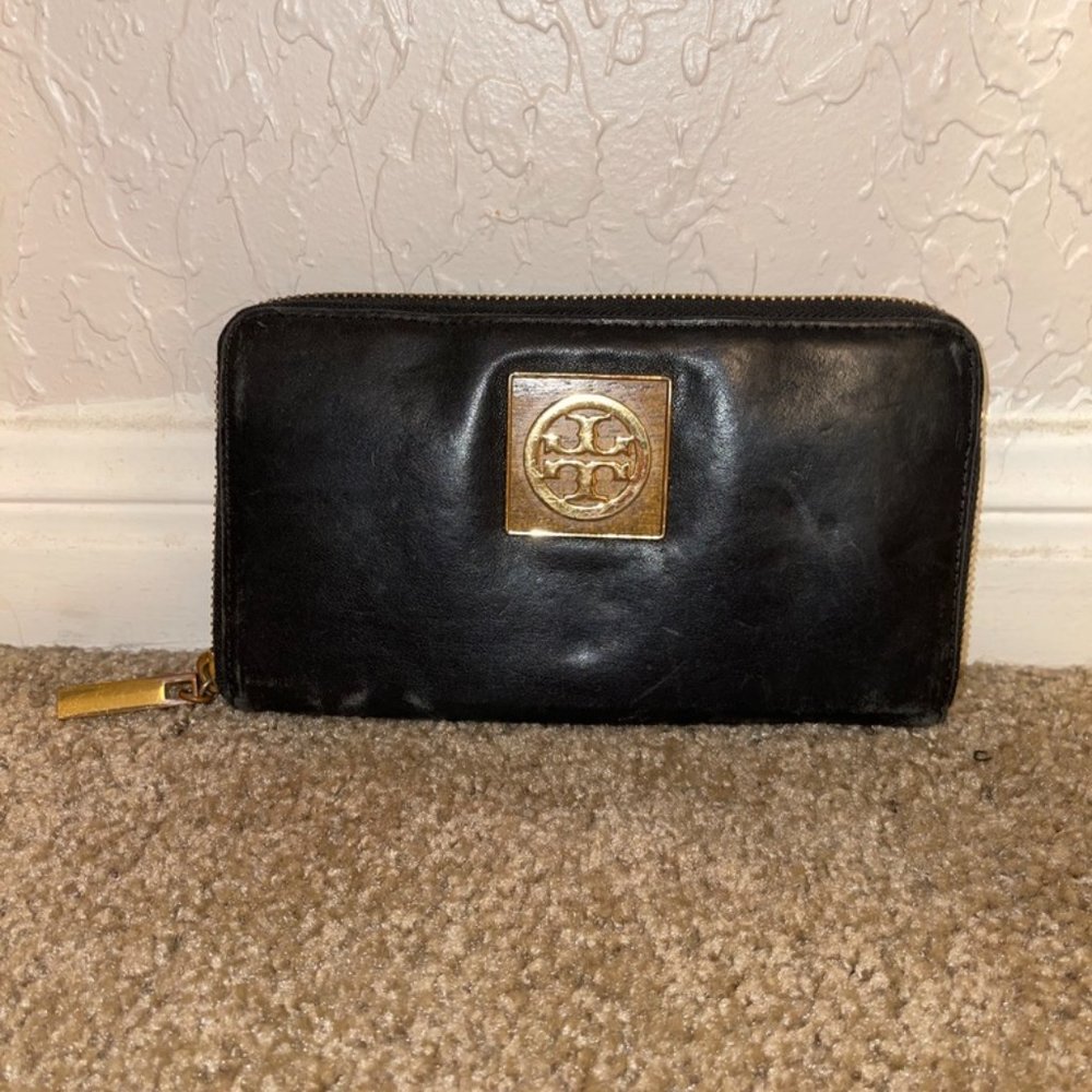Tory Burch Wallet